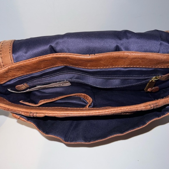 VINTAGE Juicy Couture Y2K Brown Leather Shoulder Bag Purse - Picture 5 of 8